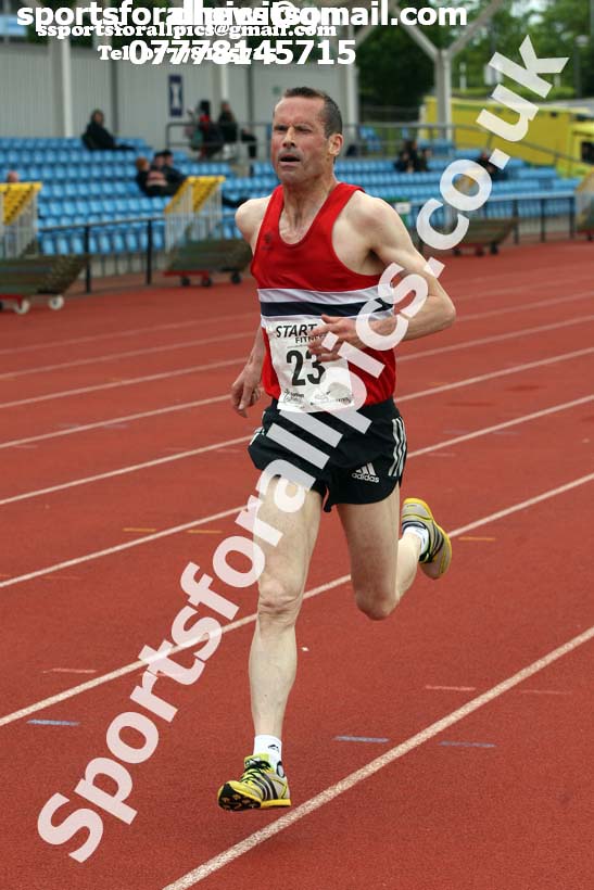 Senior mens 5000 metres, Northern Senior and Under-20s Champs., SportsCity, Manchester. Photo: David T. Hewitson/Sports for All Pics